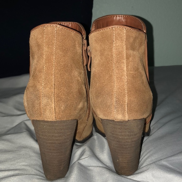 Very Volatile Heeled Bootie - Picture 3 of 4